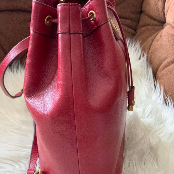 Authentic Gucci Backpack/Crossbody - Picture 3 of 16